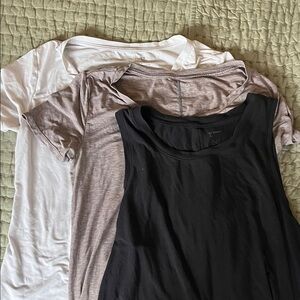 GAP Women's Short Sleeve Tees - Black, Gray, White
